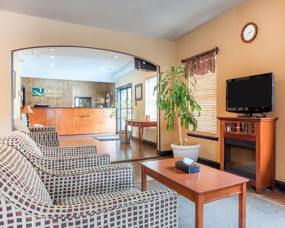 Quality Inn & Suites Λέξινγκτον Εξωτερικό φωτογραφία