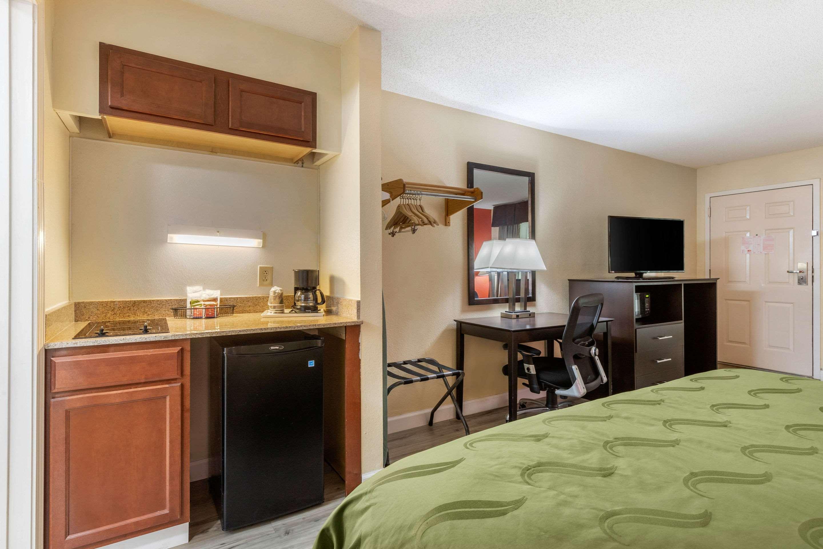 Quality Inn & Suites Λέξινγκτον Εξωτερικό φωτογραφία