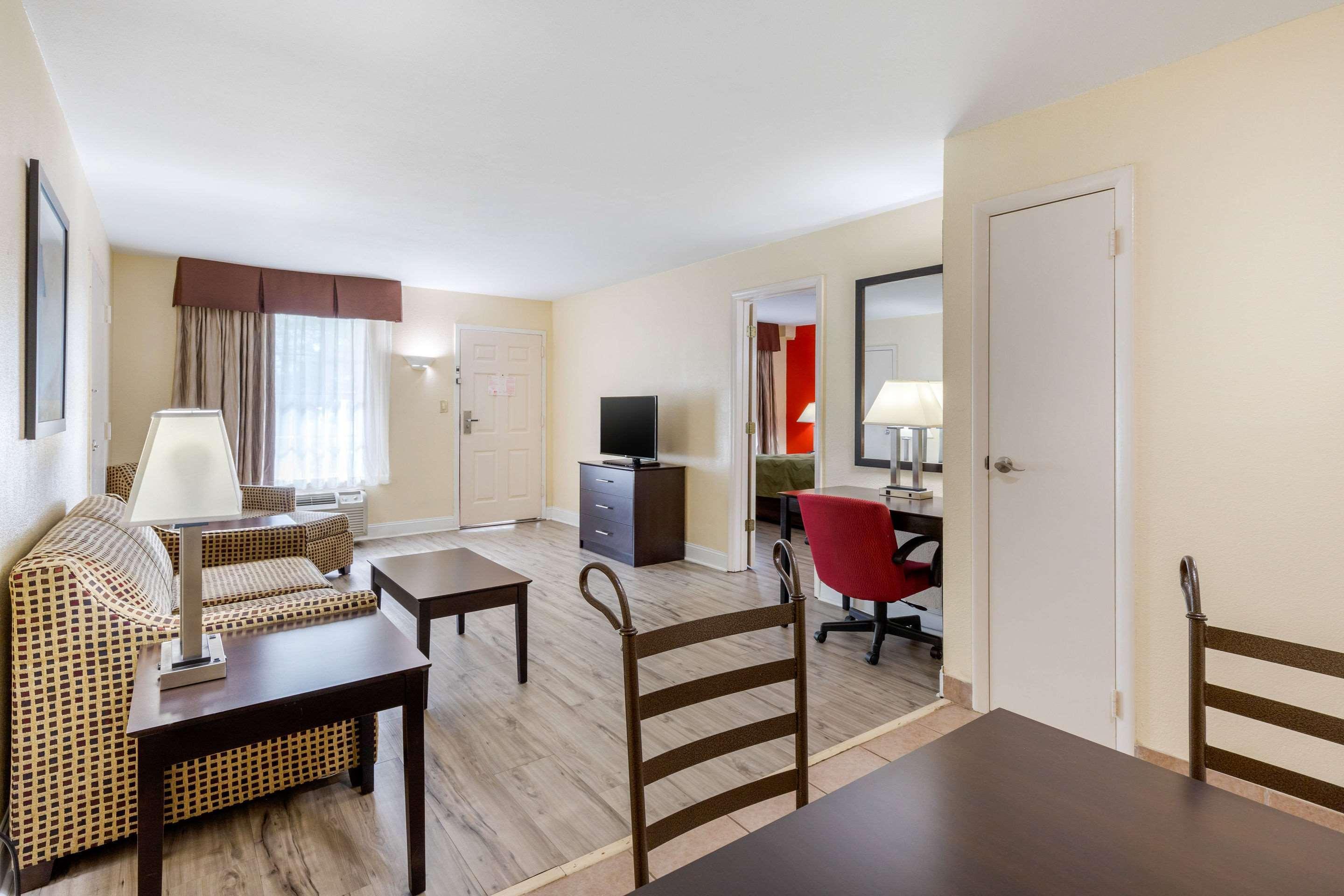 Quality Inn & Suites Λέξινγκτον Εξωτερικό φωτογραφία