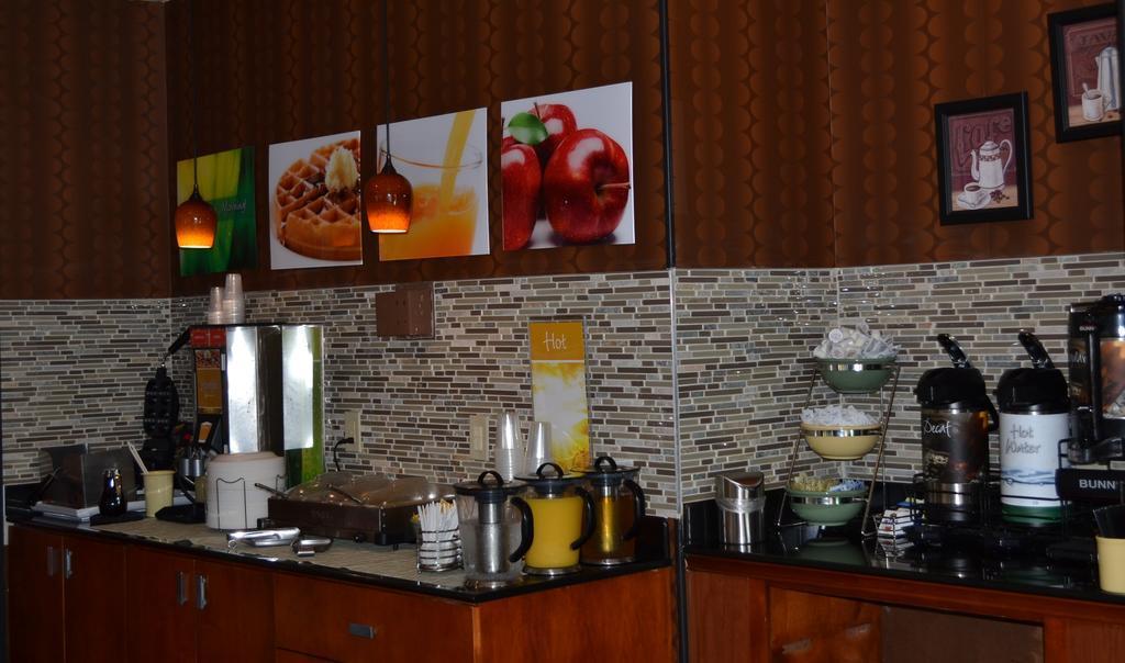 Quality Inn & Suites Λέξινγκτον Εξωτερικό φωτογραφία