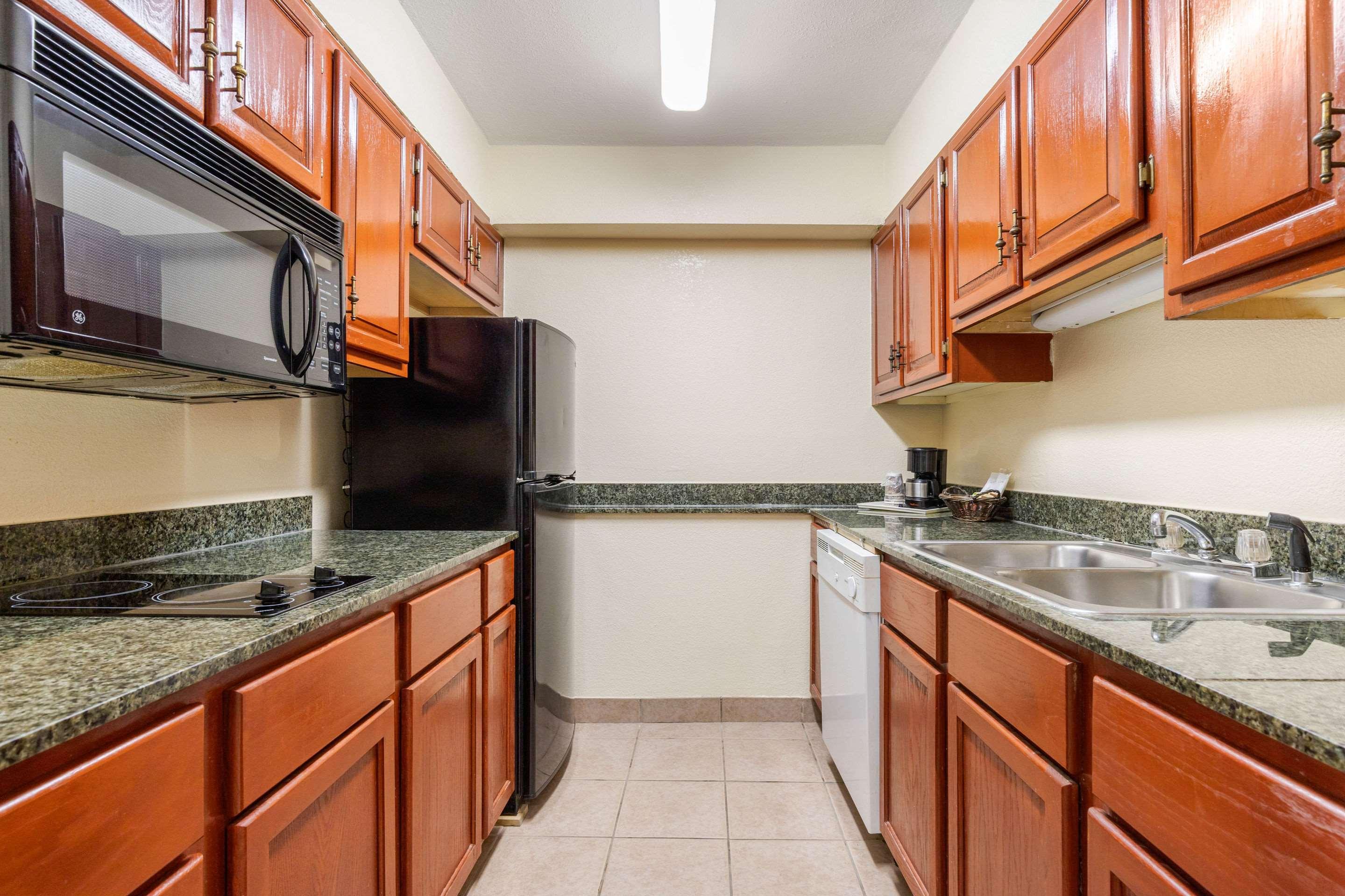 Quality Inn & Suites Λέξινγκτον Εξωτερικό φωτογραφία