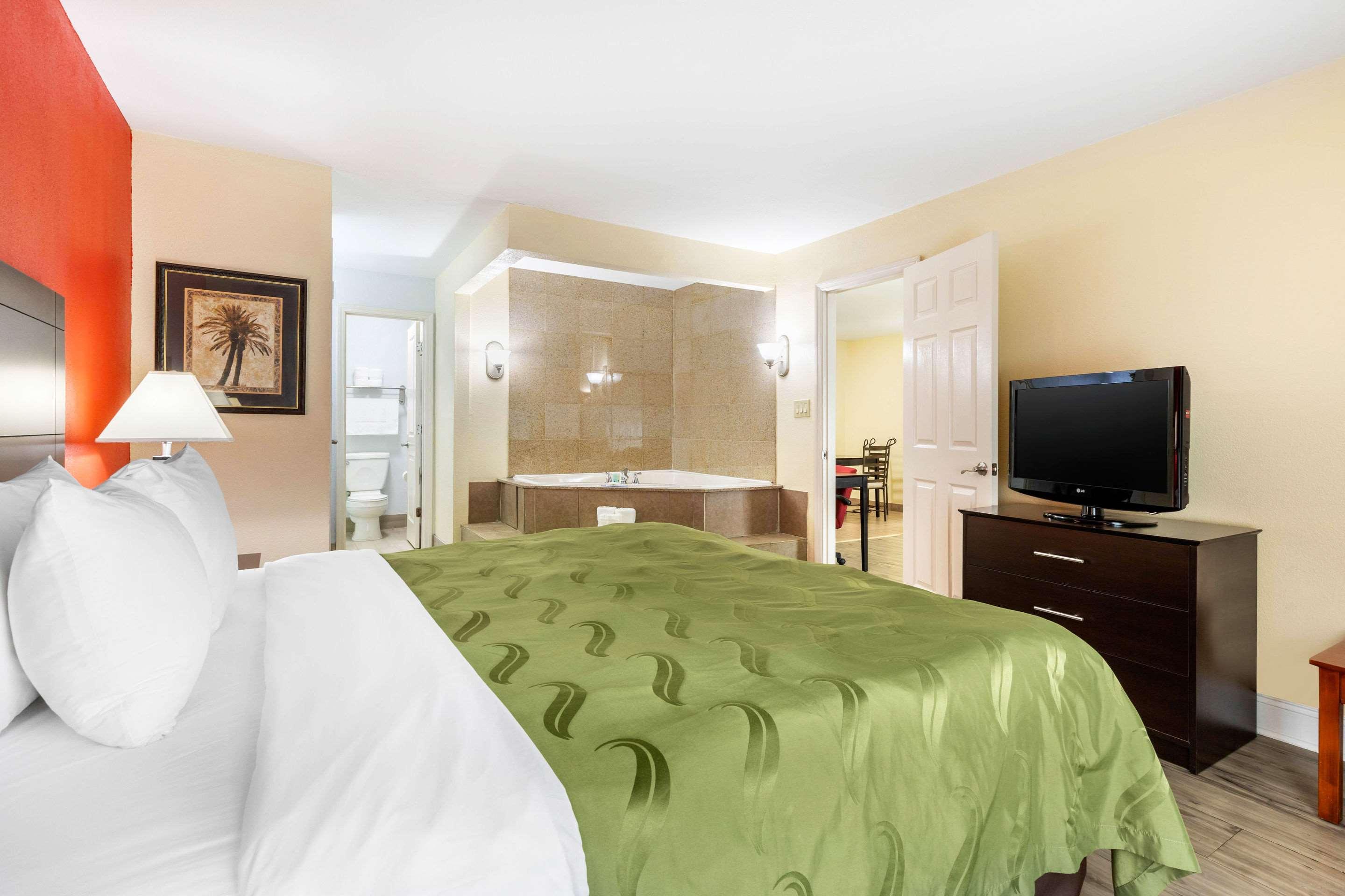 Quality Inn & Suites Λέξινγκτον Εξωτερικό φωτογραφία
