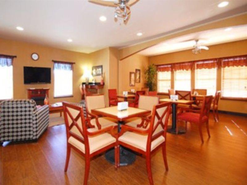 Quality Inn & Suites Λέξινγκτον Εξωτερικό φωτογραφία
