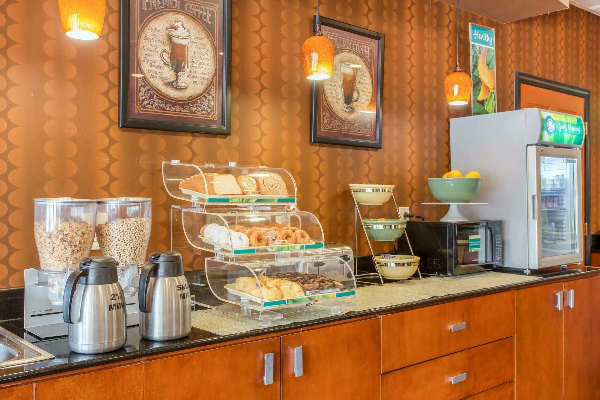 Quality Inn & Suites Λέξινγκτον Εξωτερικό φωτογραφία